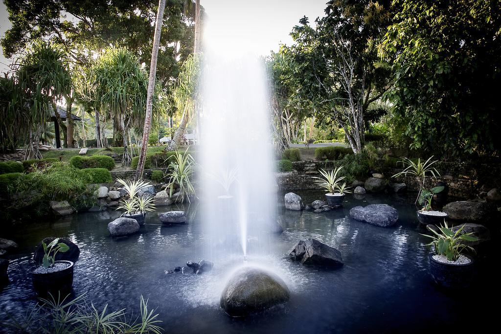 The Naviti Resort Korolevu  Exteriör bild